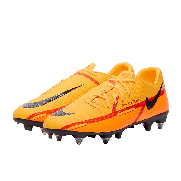 Old-Firm-Boots-Nike-Phantom-GT2-Academy-SG-Pro-AC-Orange Football Boots