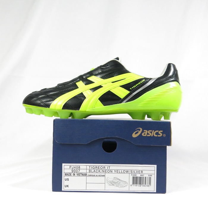 asics-tigreor-it-black-football-boots